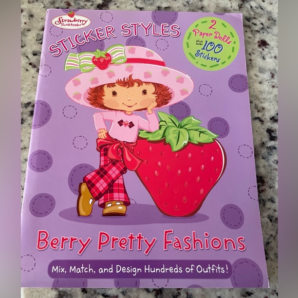Strawberry Shortcake Sticker Styles Paper Dolls Berry Pretty Fashion Book NEW - Picture 1 of 7